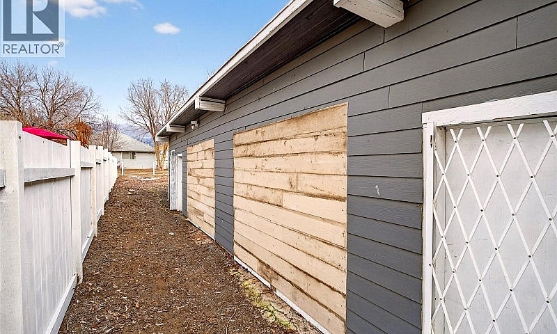 2135 Merritt Avenue ...