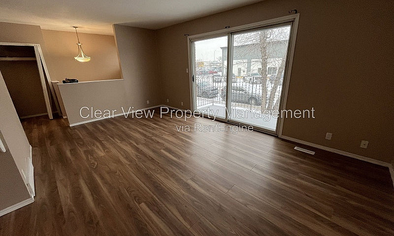 2 Bed Duplex/Triplex...