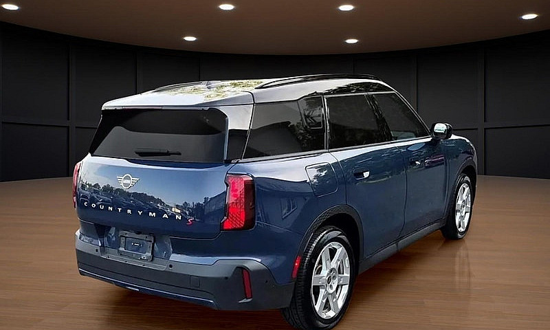 2026 Mini Countryman...