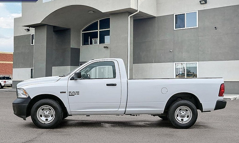 2020 Ram 1500 Classi...