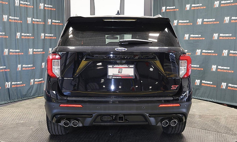 2022 Ford Explorer S...