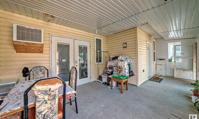 9646-73Ave House For...