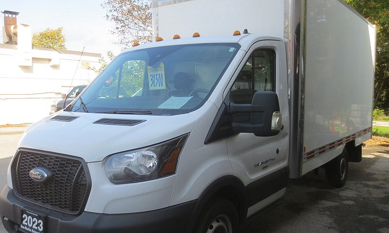 2023 Ford Transit Cu...