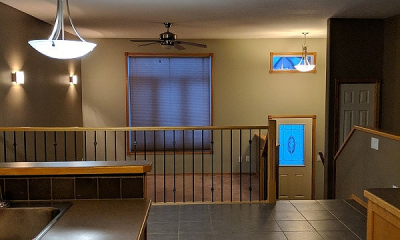 Great 3 Bedroom Unit...