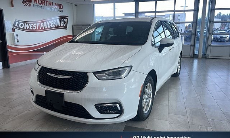 2023 Chrysler Pacifi...