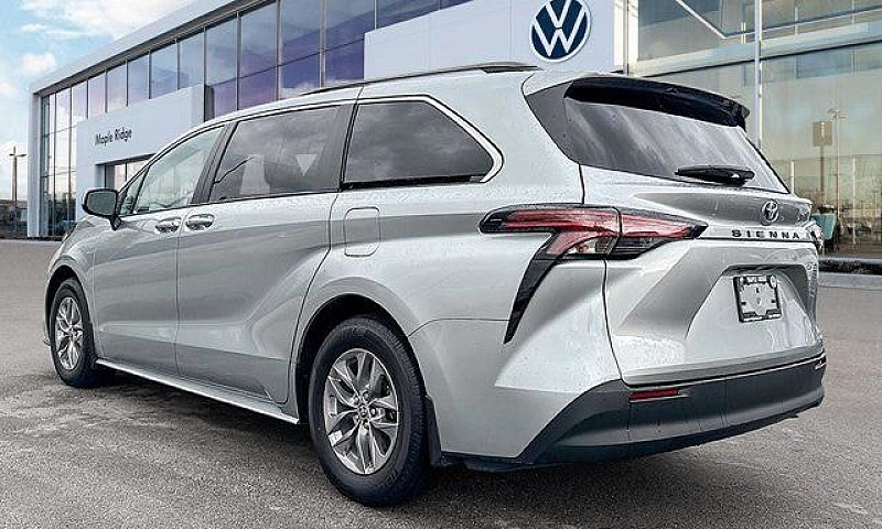 2022 Toyota Sienna L...