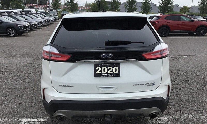 2020 Ford Edge Titan...