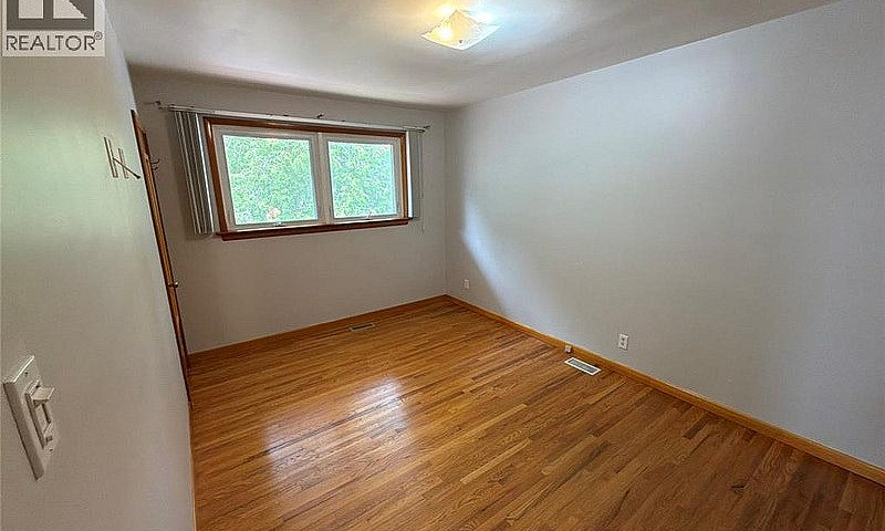 1201 Giffel Road Sar...