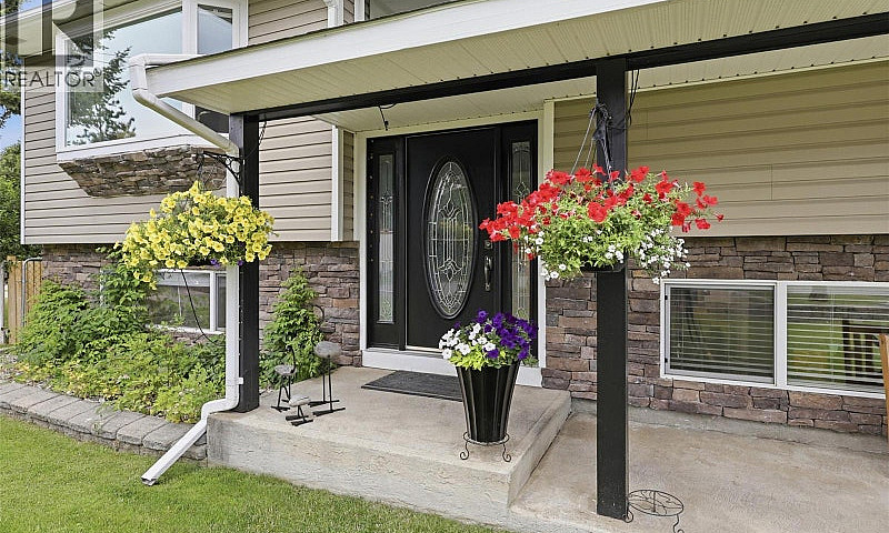 285 Huckleberry Plac...