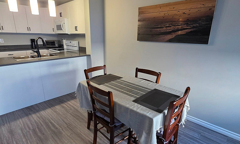 Fully Furnished - Gr...