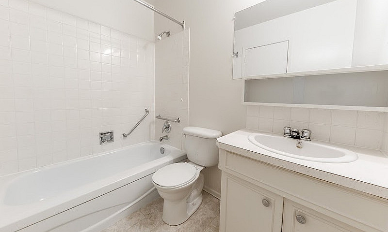 1050 Mcgregor St- 1 ...