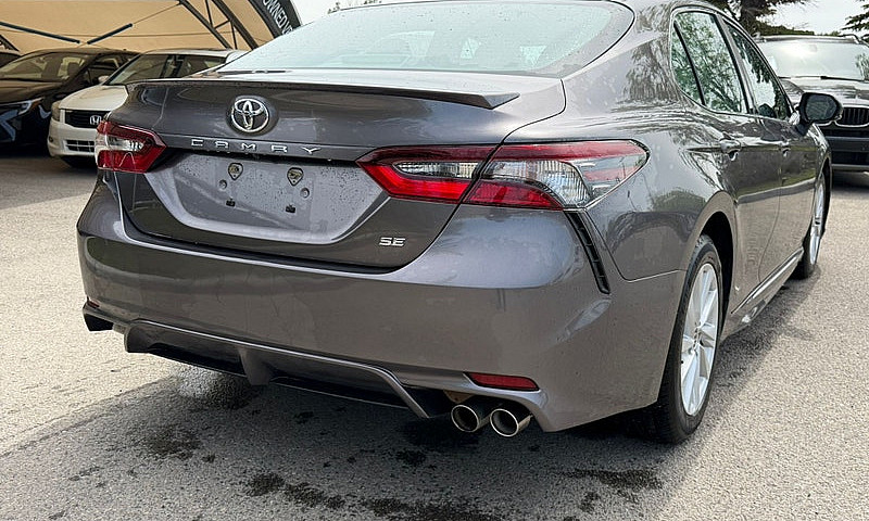 2022 Toyota Camry Se...