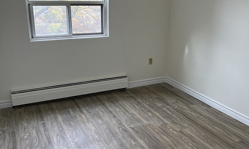 2 Bed 1 Bath - 1495/...