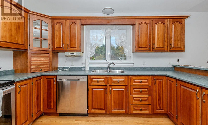 103 Paradise Road Al...