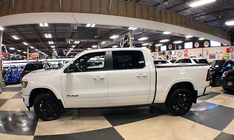 2021 Ram 1500 Larami...