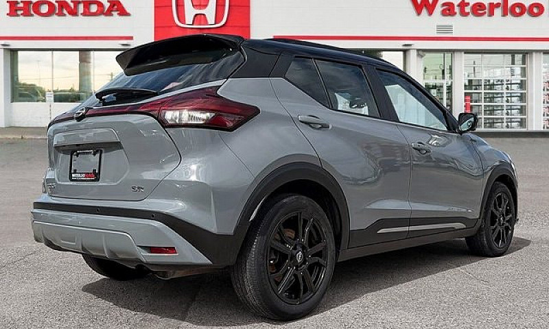 2023 Nissan Kicks Sr...