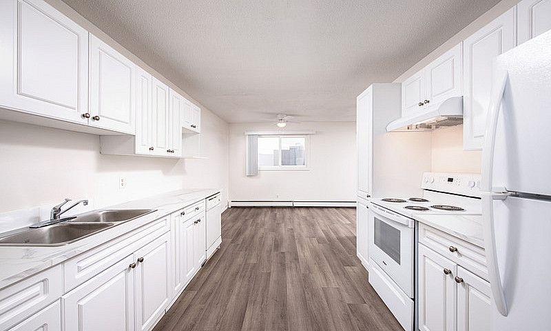 Pioneer Apartments -...