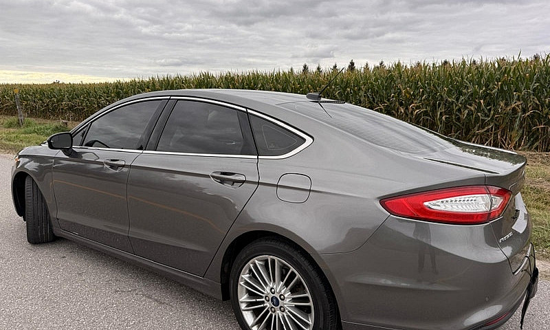 2014 Ford Fusion Se ...