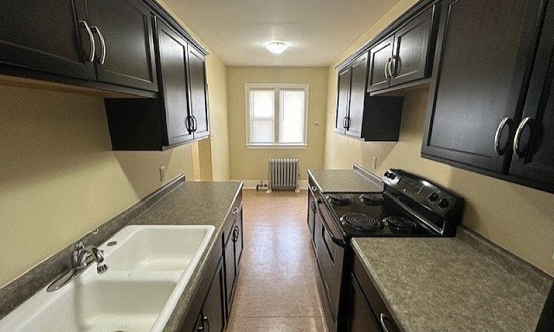 213 Langside - 1 Br ...