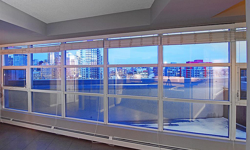 Dt Rooftop Condo 146...