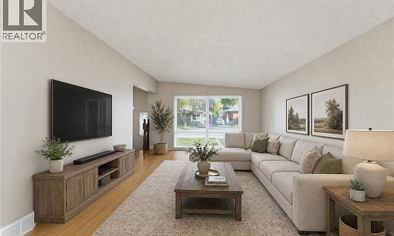 34 Fielding Crescent...