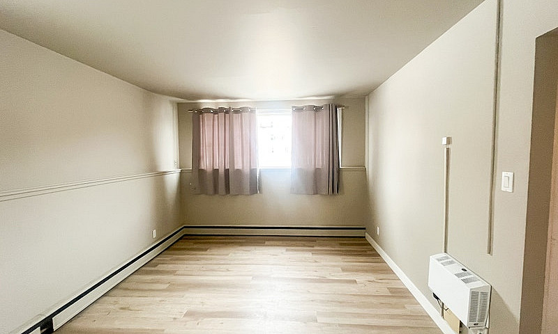 Mcnab Apartment For ...