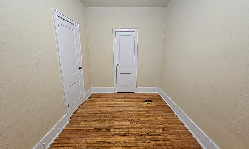 558 Sherbrook - 1 Br...
