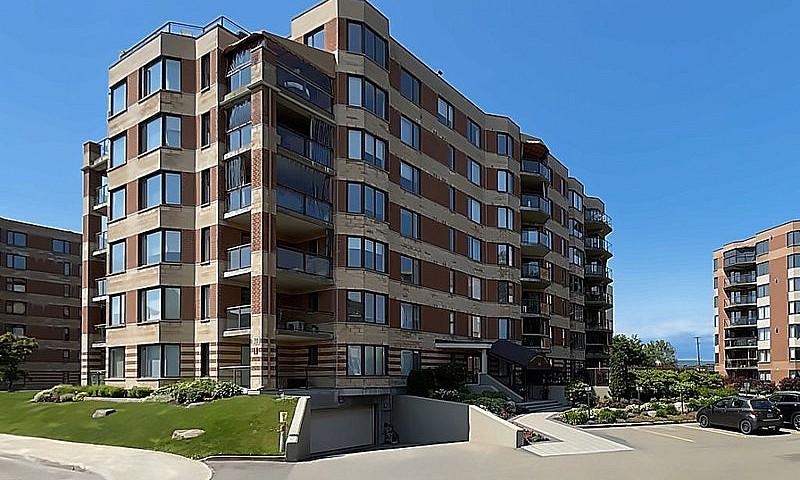 298 900$ - Condo À V...