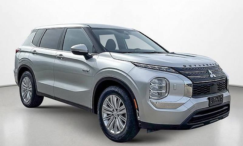 2023 Mitsubishi Outl...