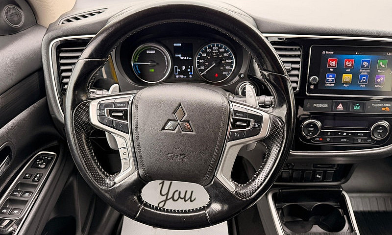 2018 Mitsubishi Outl...