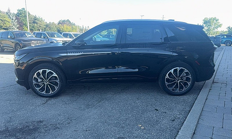 2026 Lincoln Nautilu...