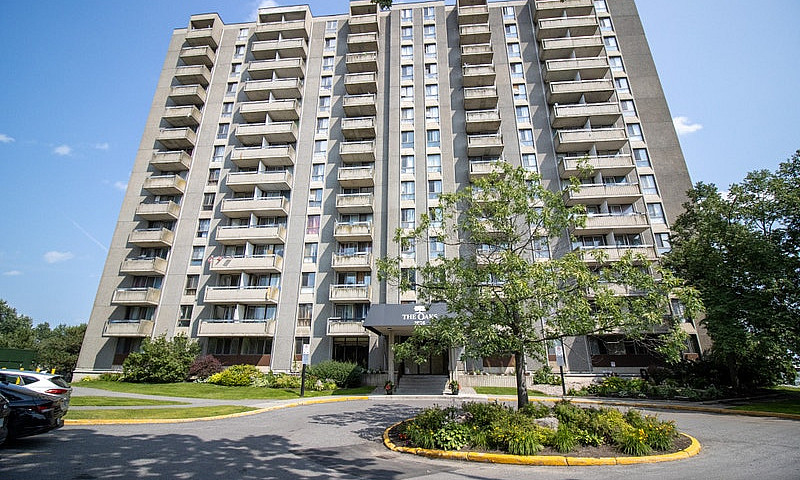 Apartment For Rent: ...