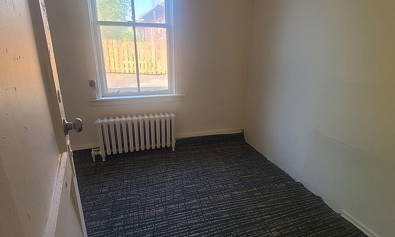 One Room In A Four-R...