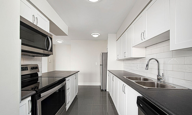 1365Ou Apartment For...