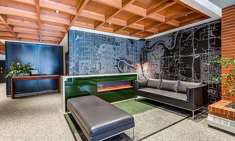Downtown 2 Bed 2 Bat...