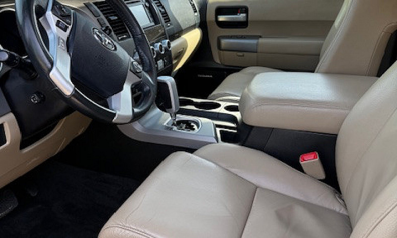 2015 Toyota Sequoia ...