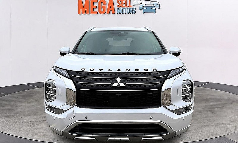 2022 Mitsubishi Outl...