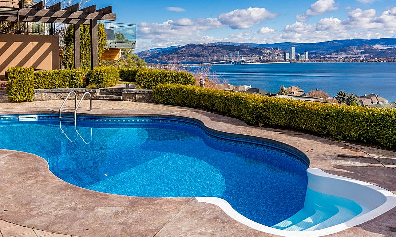 Luxury, Pool & Panor...