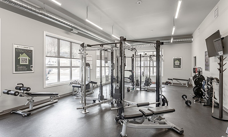 2 Bedroom Suite In R...