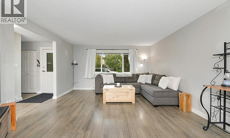 3 660 Jubilee St Dun...