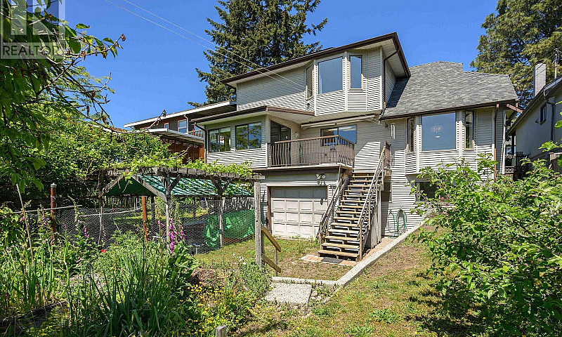 513 E 5Th Street Nor...