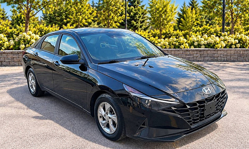2023 Hyundai Elantra...