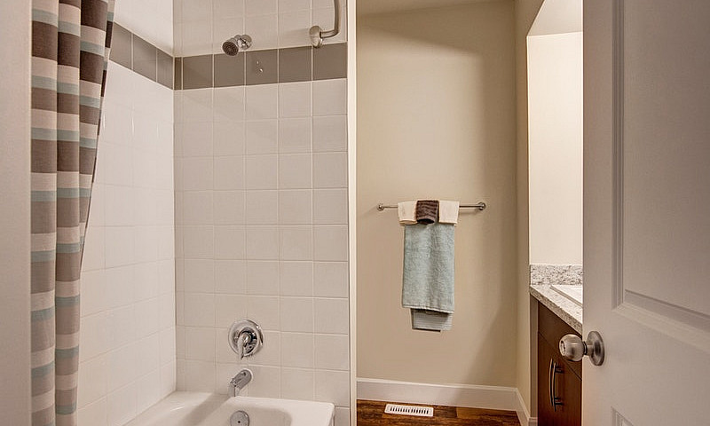 2 Bed X 1 Bath Apart...