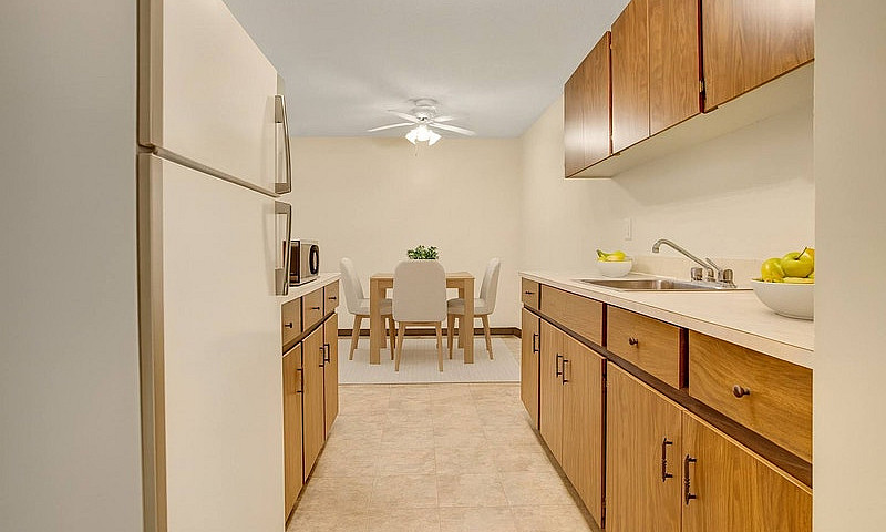 0 Bed X 1 Bath Apart...