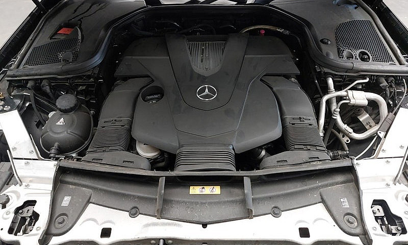 2020 Mercedes-Benz E...