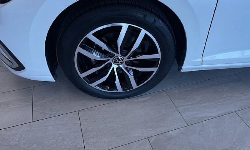 2025 Volkswagen Jett...