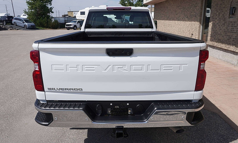 2025 Chevrolet Silve...