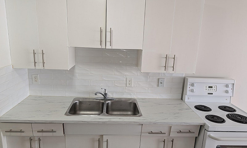 11721 124 Street - N...