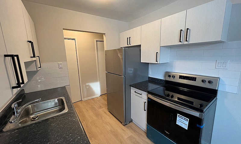 90 Chandos Ave- Chan...