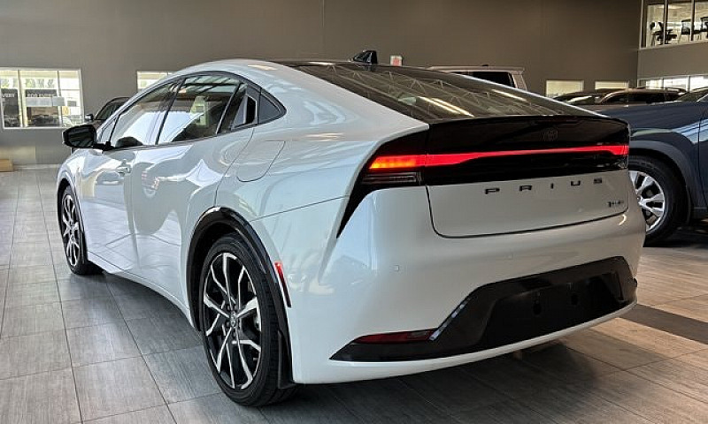2026 Toyota Prius Pl...
